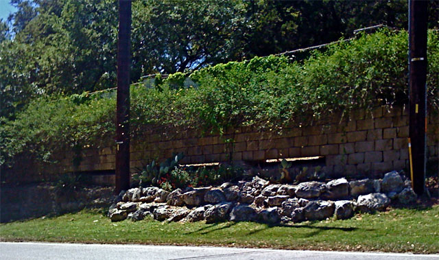 Michaels Cove retaining Wall And Fence